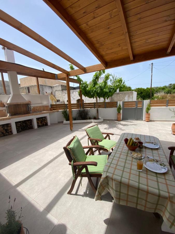 Vila Avli House Vóroi Exteriér fotografie